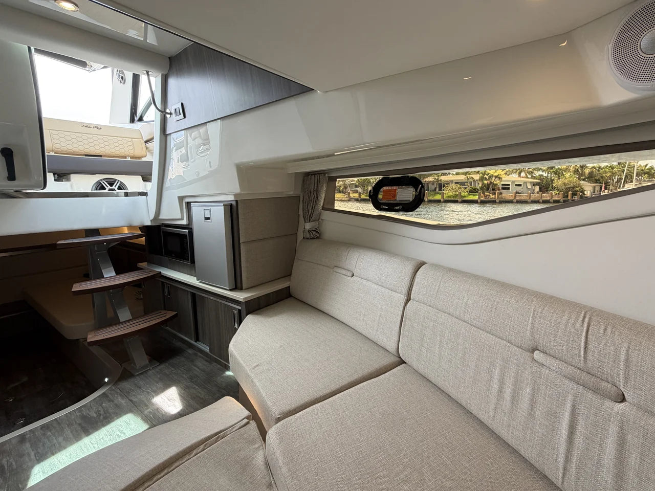 2026 Sea Ray Sundancer 320 Outboard 32.0 feet, Clearwater, Florida #56