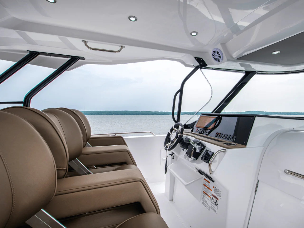 2027 Cruisers Yachts 38VTR 38.0 feet, Clearwater, Florida #15