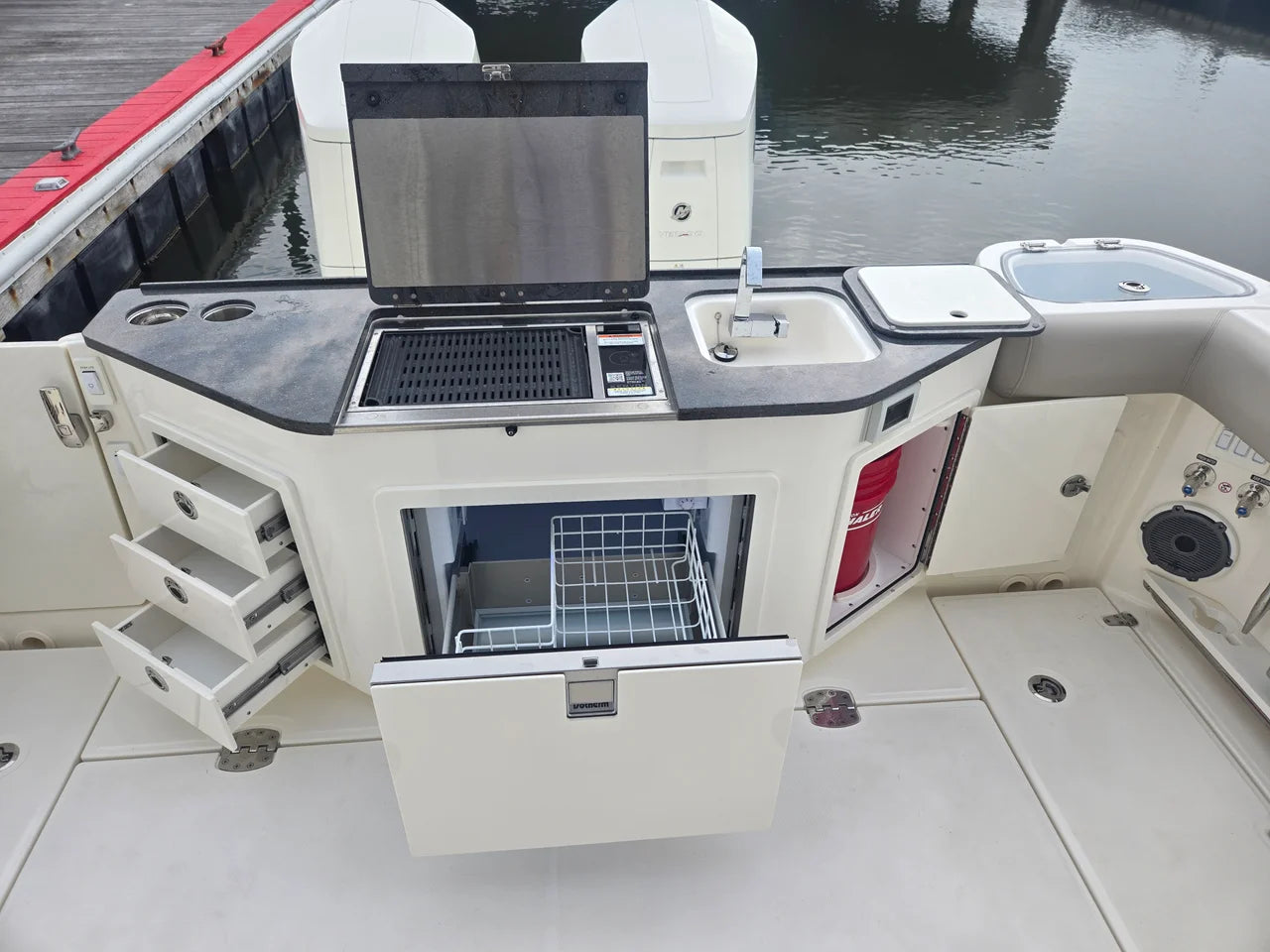 2026 Boston Whaler 365 Conquest 36.0 feet, Clearwater, Florida #11