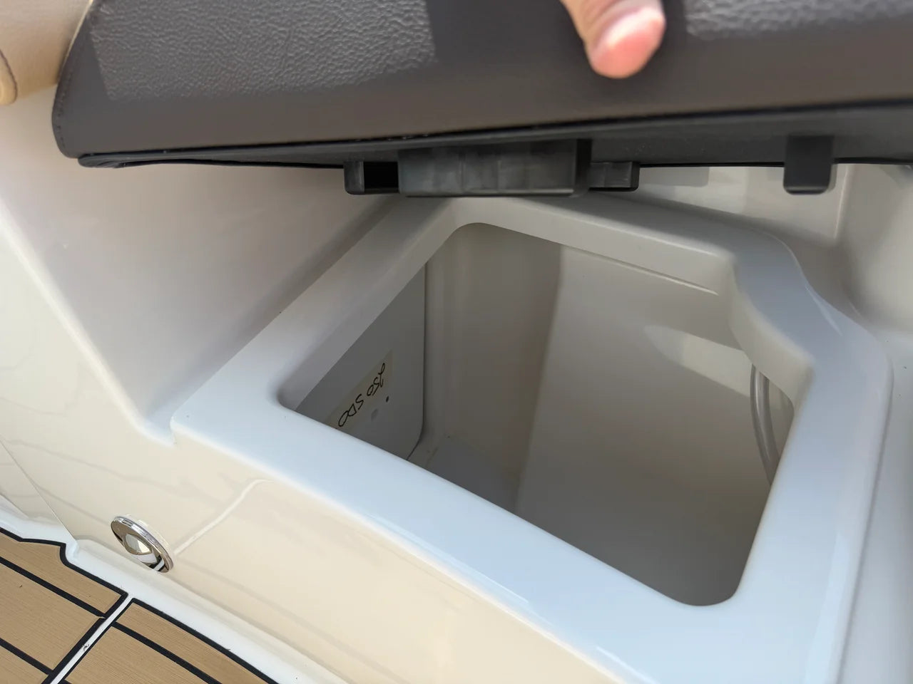 2026 Sea Ray SDX 250 Outboard 25.0 feet, Clearwater, Florida #73