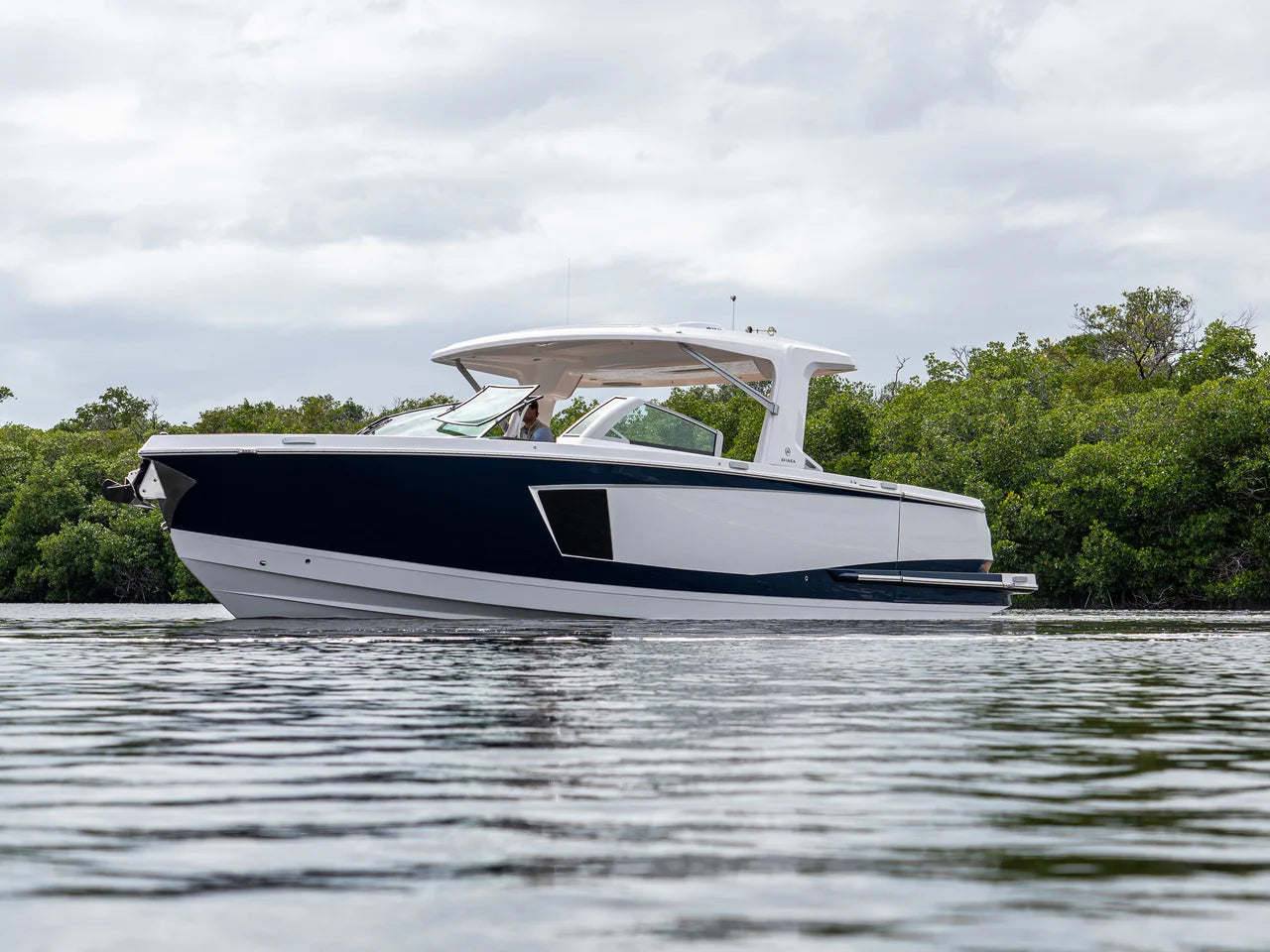2025 Aviara AV40 Outboard 40.0 feet, Clearwater, Florida #3