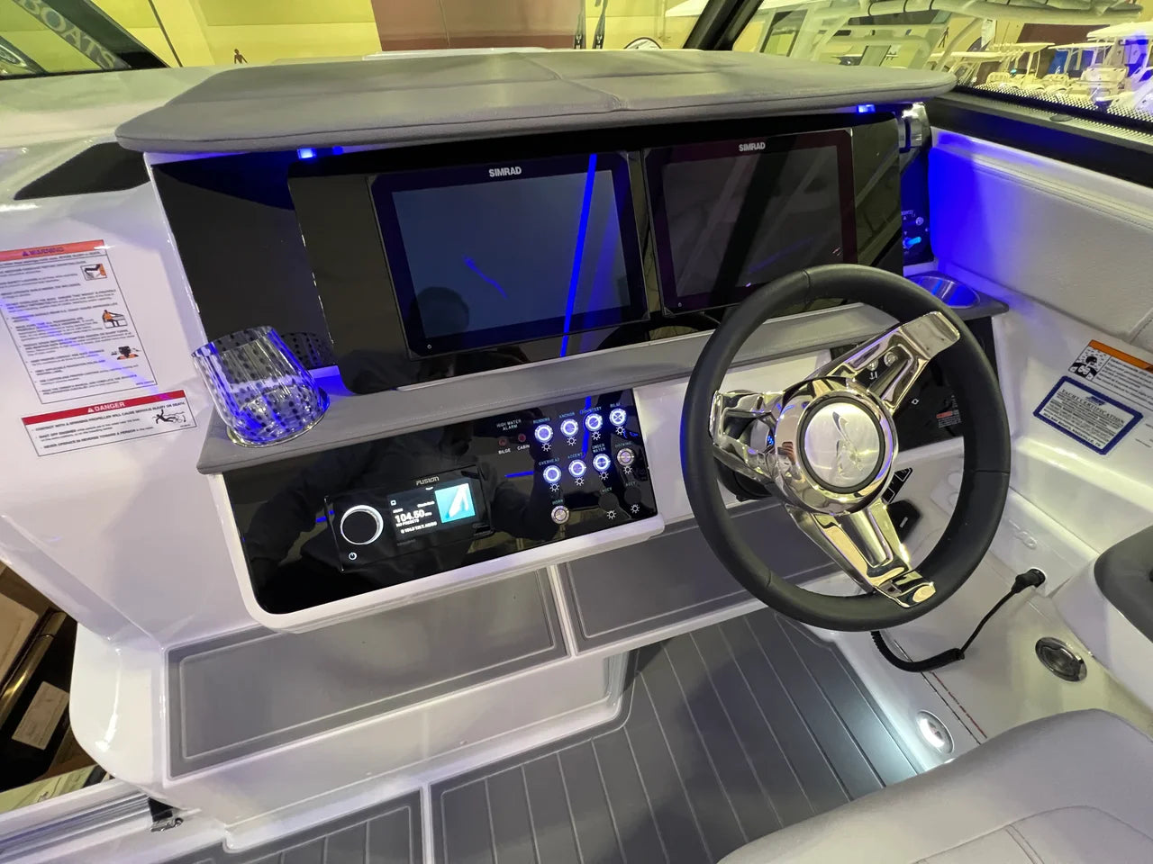 2026 Sea Ray Sundancer 320 Outboard 32.0 feet, Clearwater, Florida #18