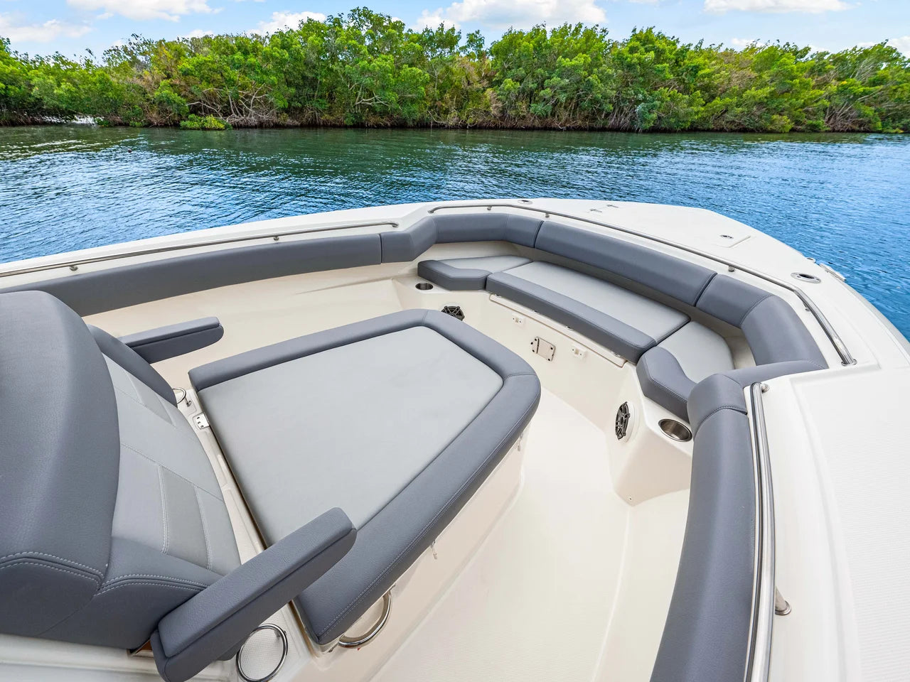 2026 Boston Whaler 280 Outrage 28.0 feet, Clearwater, Florida #56