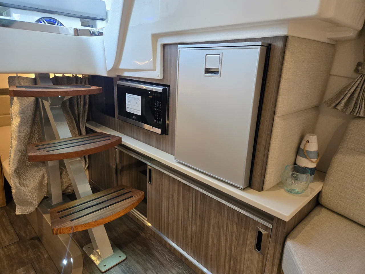2026 Sea Ray Sundancer 320 Outboard 32.0 feet, Clearwater, Florida #24