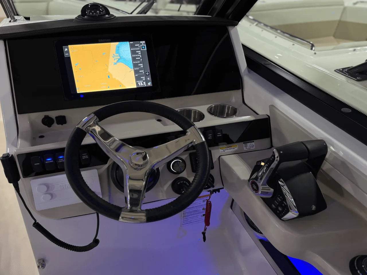 2025 Boston Whaler 280 Vantage 28.0 feet, Clearwater, Florida #16