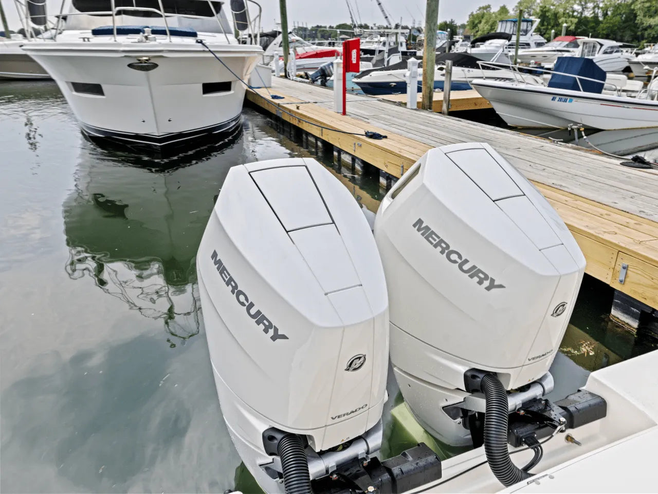 2025 Boston Whaler 330 Outrage 33.0 feet, Clearwater, Florida #9