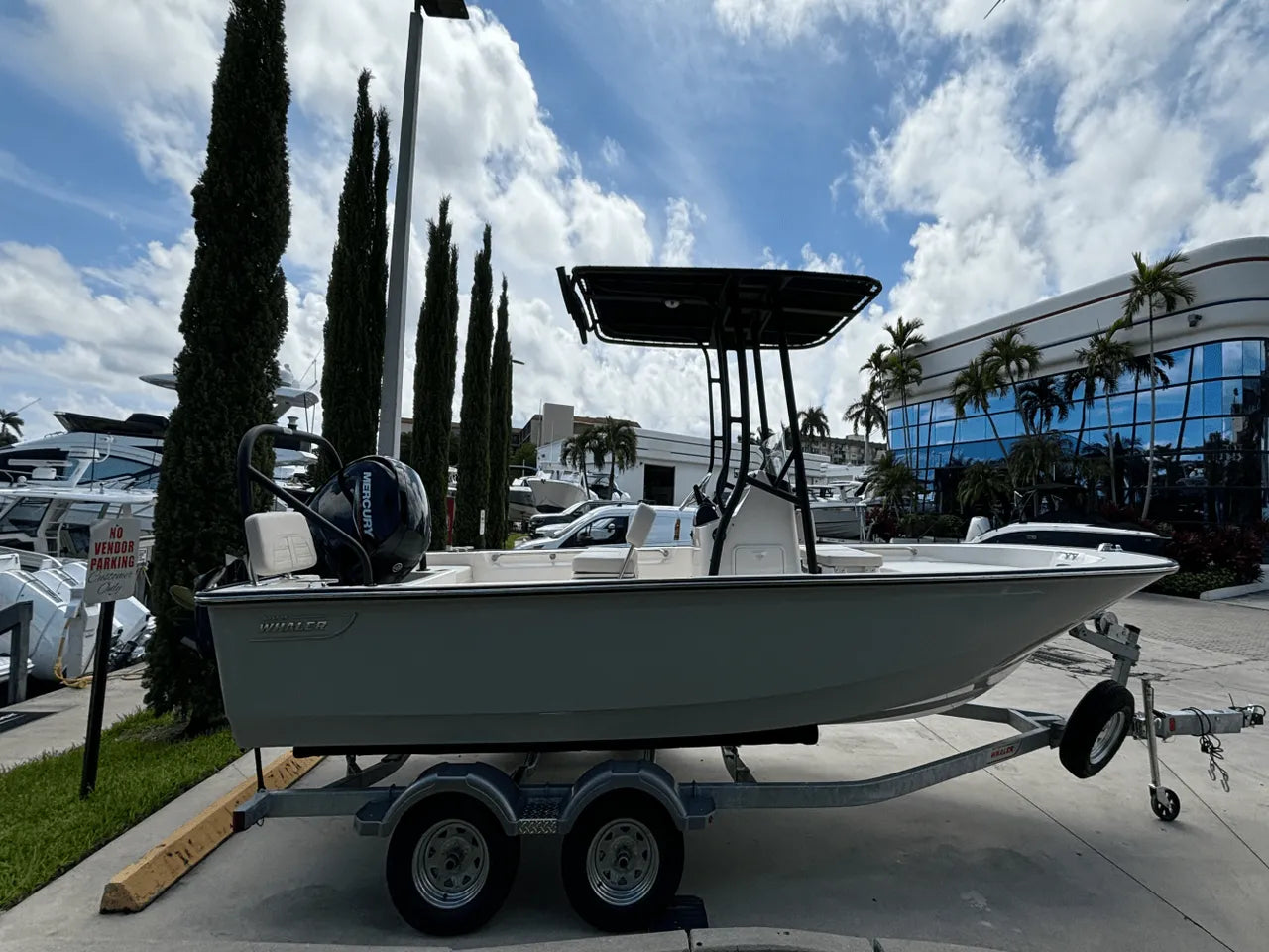 2025 Boston Whaler 190 Montauk 19.0 feet, Clearwater, Florida #6