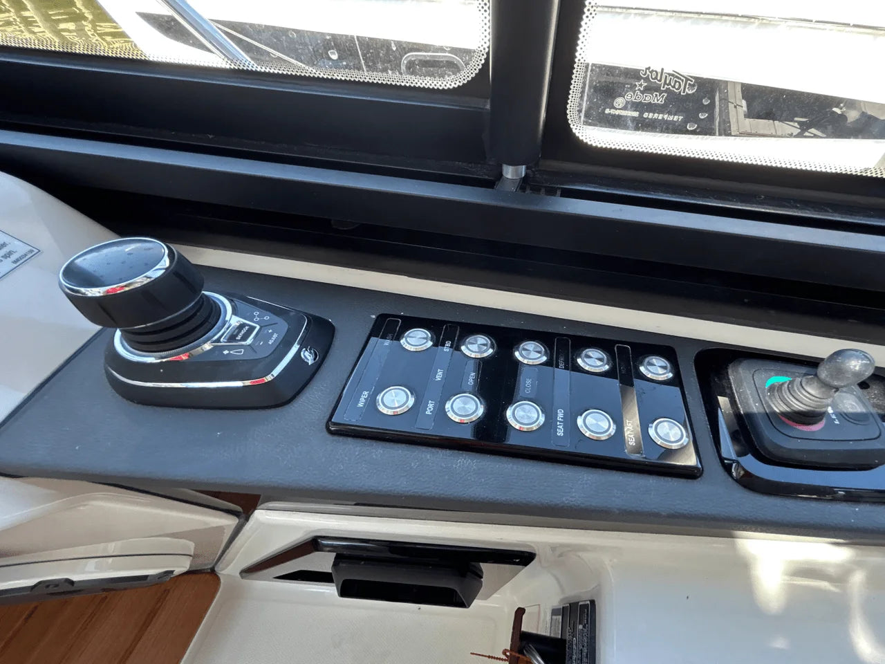 2025 Boston Whaler 365 Conquest 36.0 feet, Clearwater, Florida #34