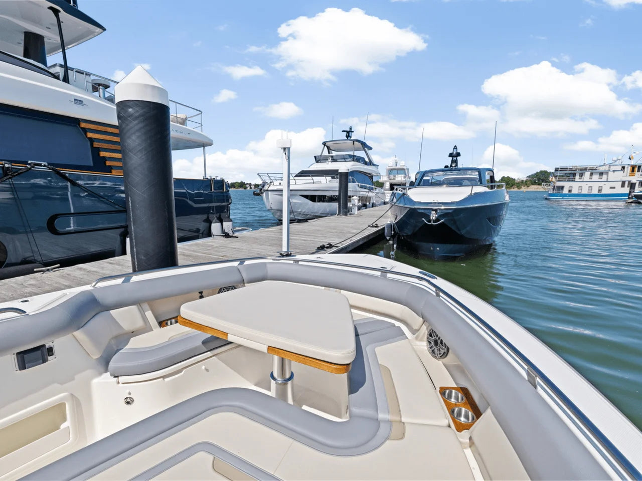 2025 Boston Whaler 380 Realm 38.0 feet, Clearwater, Florida #52