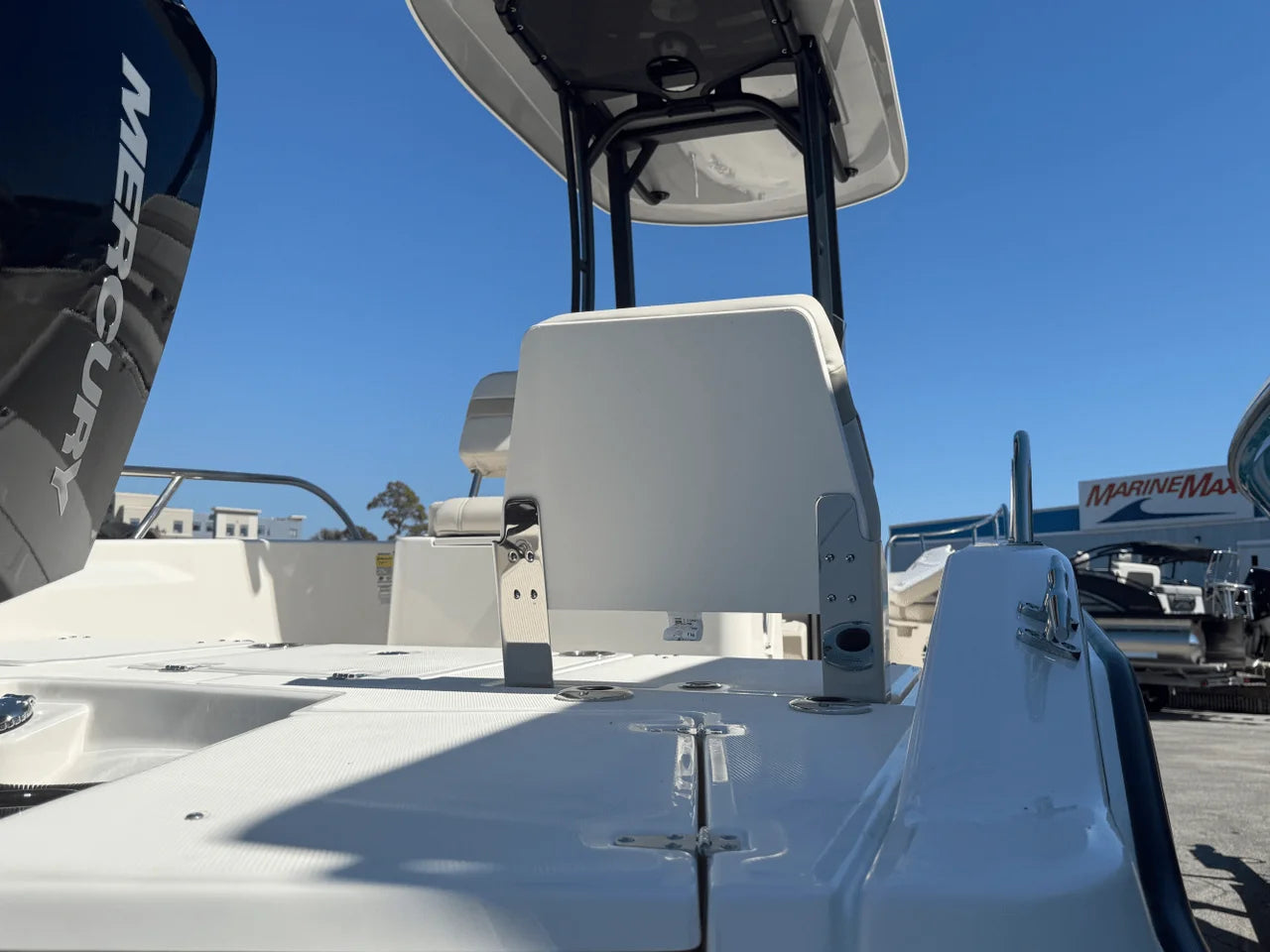 2026 Boston Whaler 250 Dauntless 25.0 feet, Clearwater, Florida #12