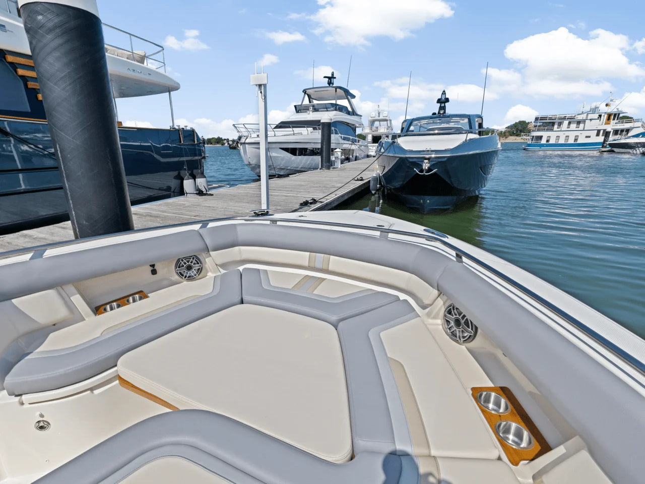 2025 Boston Whaler 380 Realm 38.0 feet, Clearwater, Florida #46