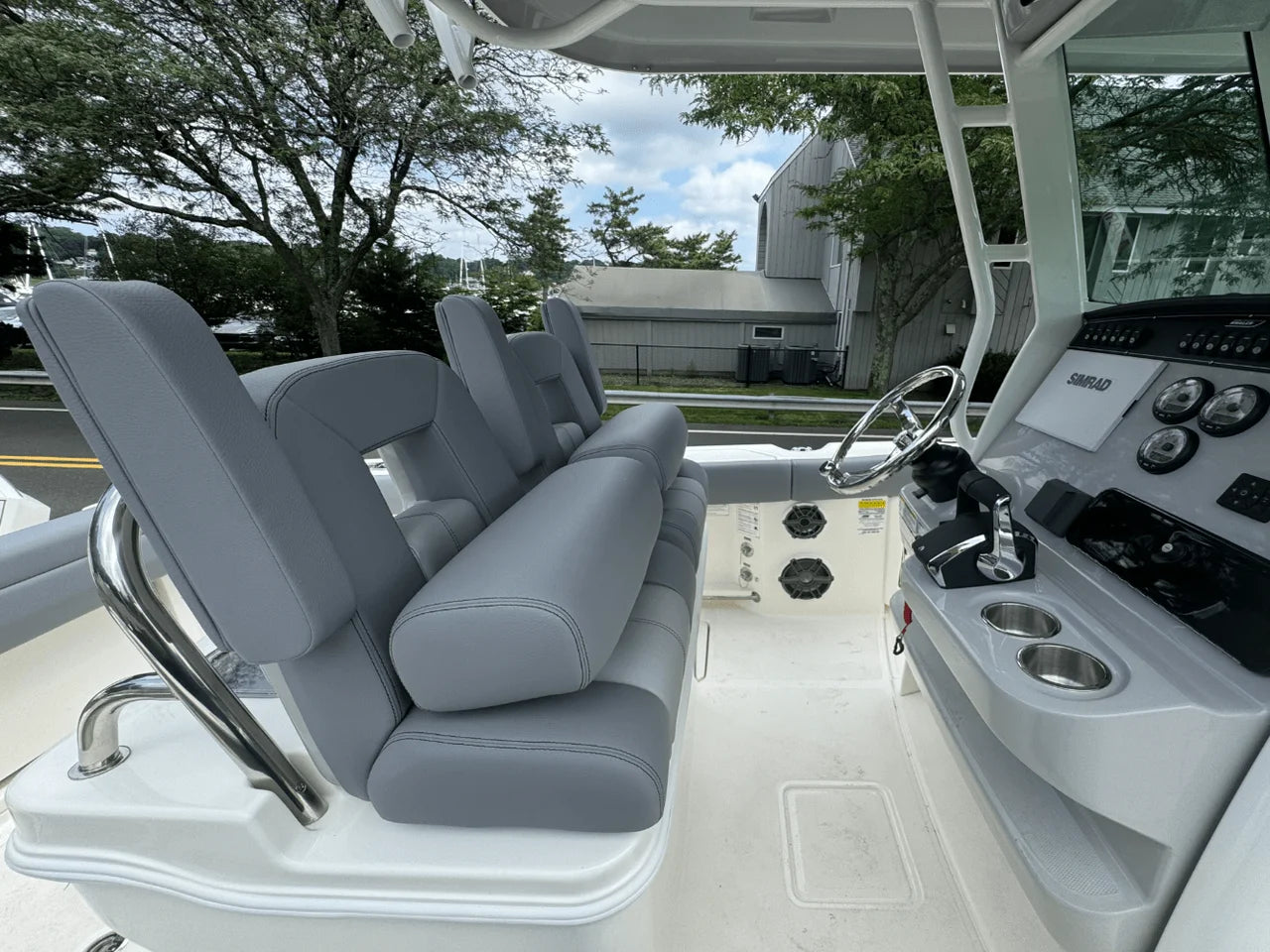 2026 Boston Whaler 250 Outrage 25.0 feet, Clearwater, Florida #15