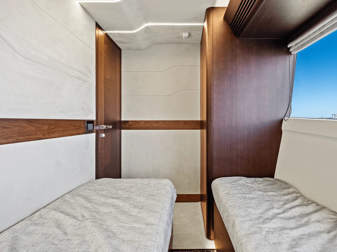 2025 Galeon 560 FLY 56.0 feet, Clearwater, Florida #57