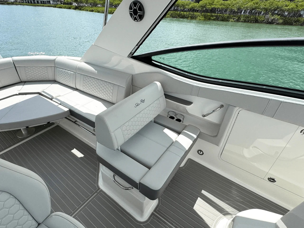 2026 Sea Ray Sundancer 320 Outboard 32.0 feet, Clearwater, Florida #10