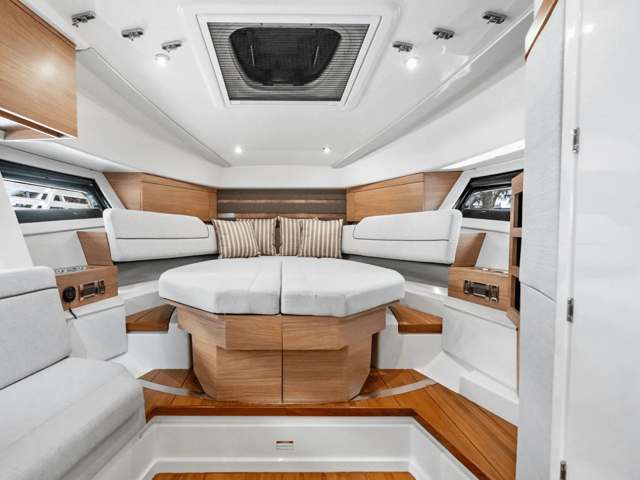 2025 Boston Whaler 365 Conquest 36.0 feet, Clearwater, Florida #36