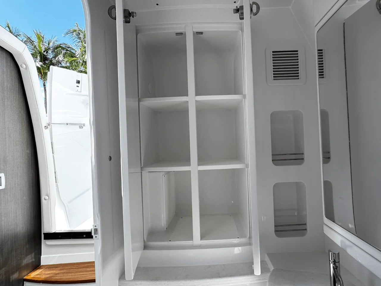 2025 Intrepid 41 Panacea 41.0 feet, Clearwater, Florida #22