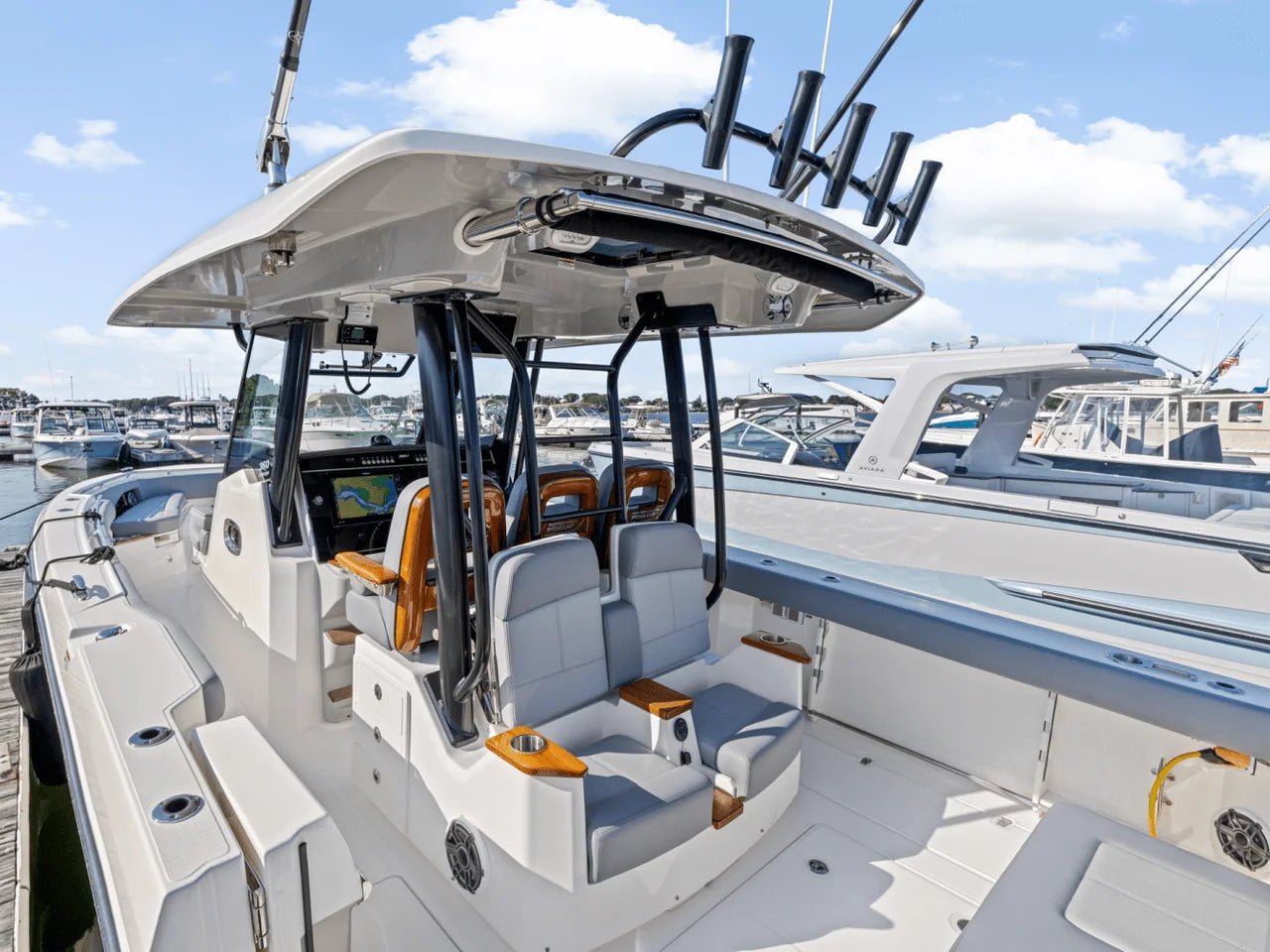 2025 Boston Whaler 360 Outrage 36.0 feet, Clearwater, Florida #18
