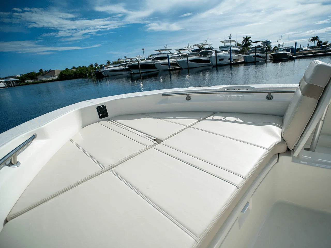 2026 Boston Whaler 250 Dauntless 25.0 feet, Clearwater, Florida #17