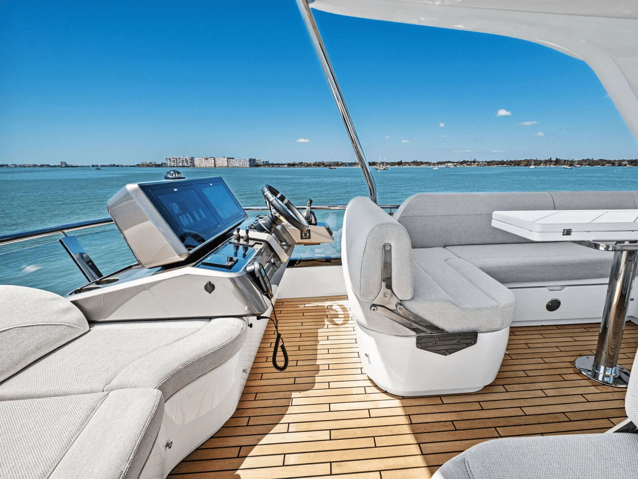 2025 Galeon 560 FLY 56.0 feet, Clearwater, Florida #95