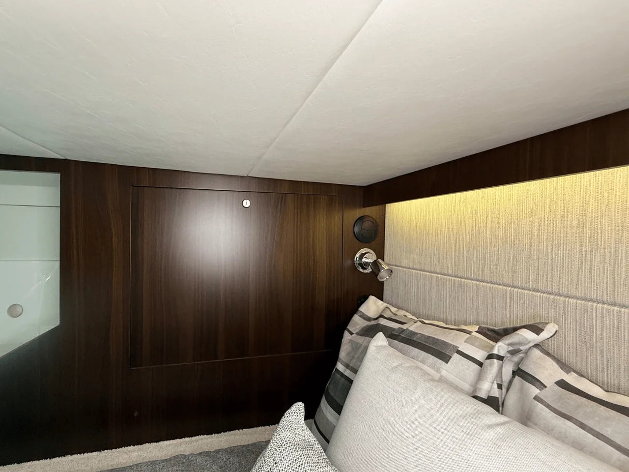2026 Cruisers Yachts 38 GLS 37.0 feet, Clearwater, Florida #55