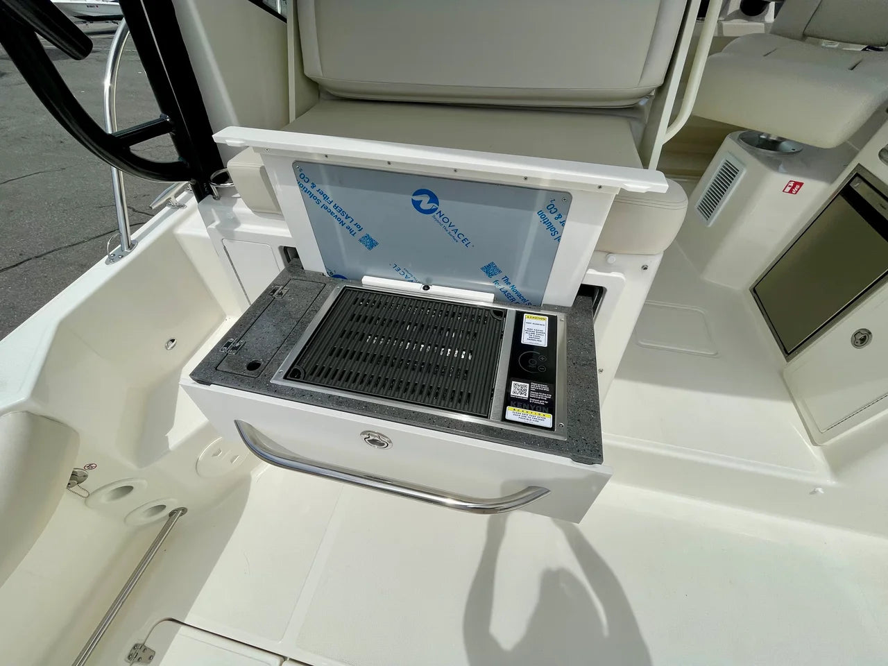 2026 Boston Whaler 325 Conquest 32.0 feet, Clearwater, Florida #6
