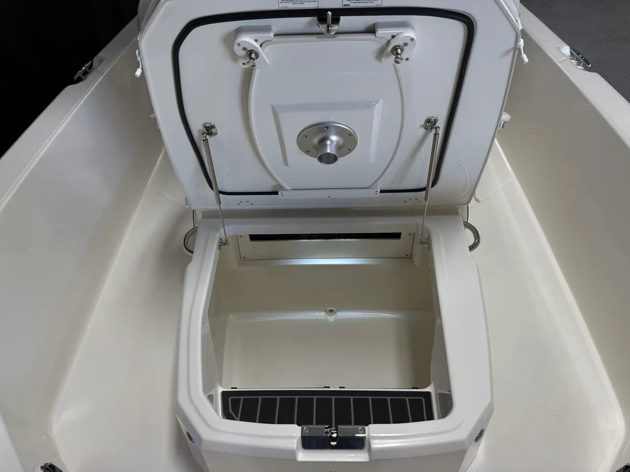 2026 Boston Whaler 250 Dauntless 25.0 feet, Clearwater, Florida #87