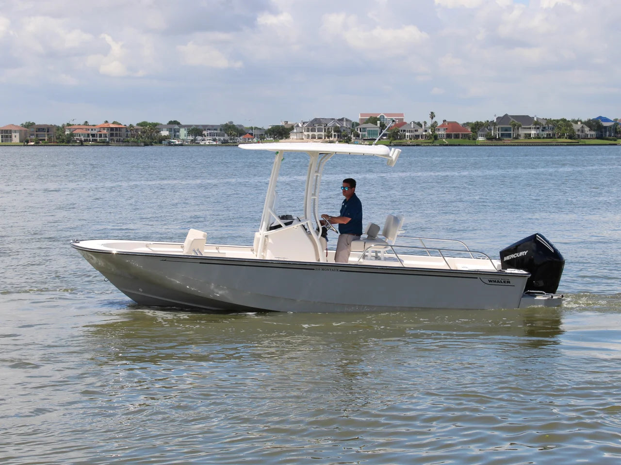 2026 Boston Whaler 210 Montauk 21.0 feet, Clearwater, Florida #16