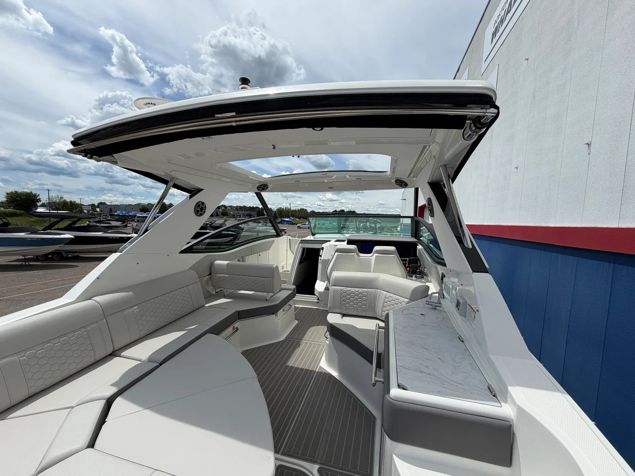 2026 Sea Ray Sundancer 320 32.0 feet, Clearwater, Florida #17