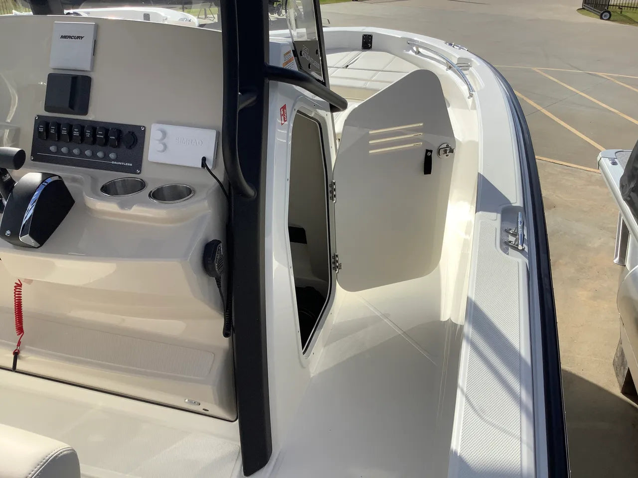 2026 Boston Whaler 220 Dauntless 22.0 feet, Clearwater, Florida #24