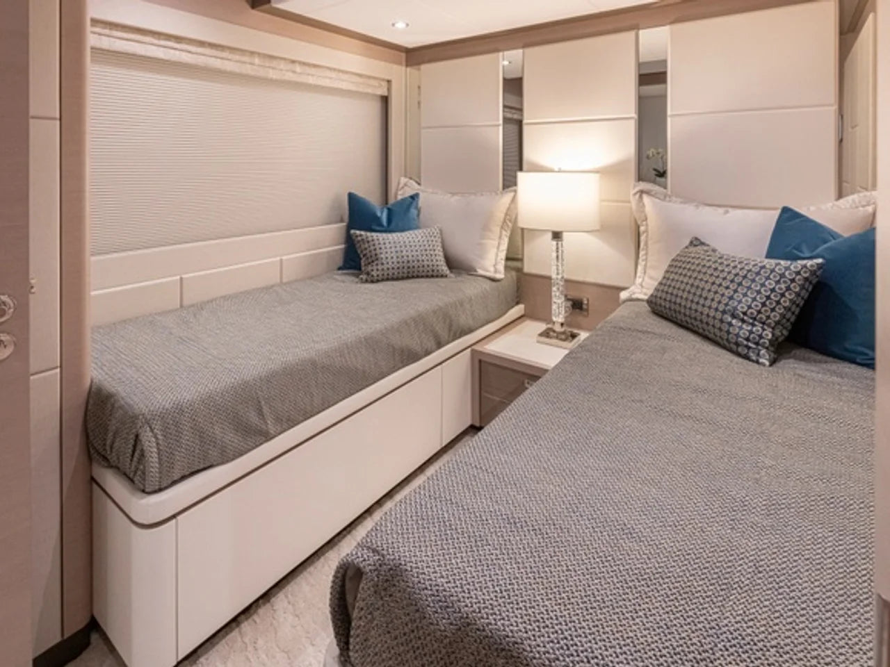 2027 Ocean Alexander 27R 93.0 feet, Clearwater, Florida #70