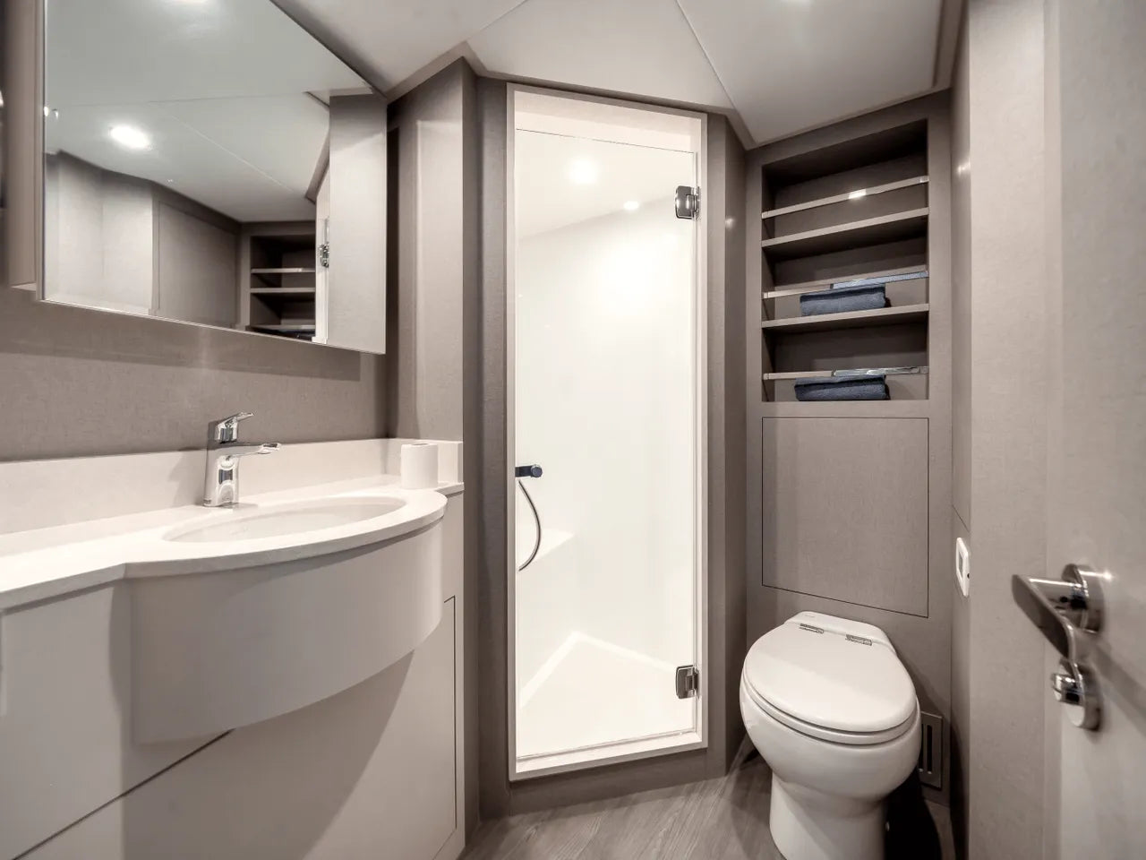 2025 Ocean Alexander 35R 117.0 feet, Clearwater, Florida #83