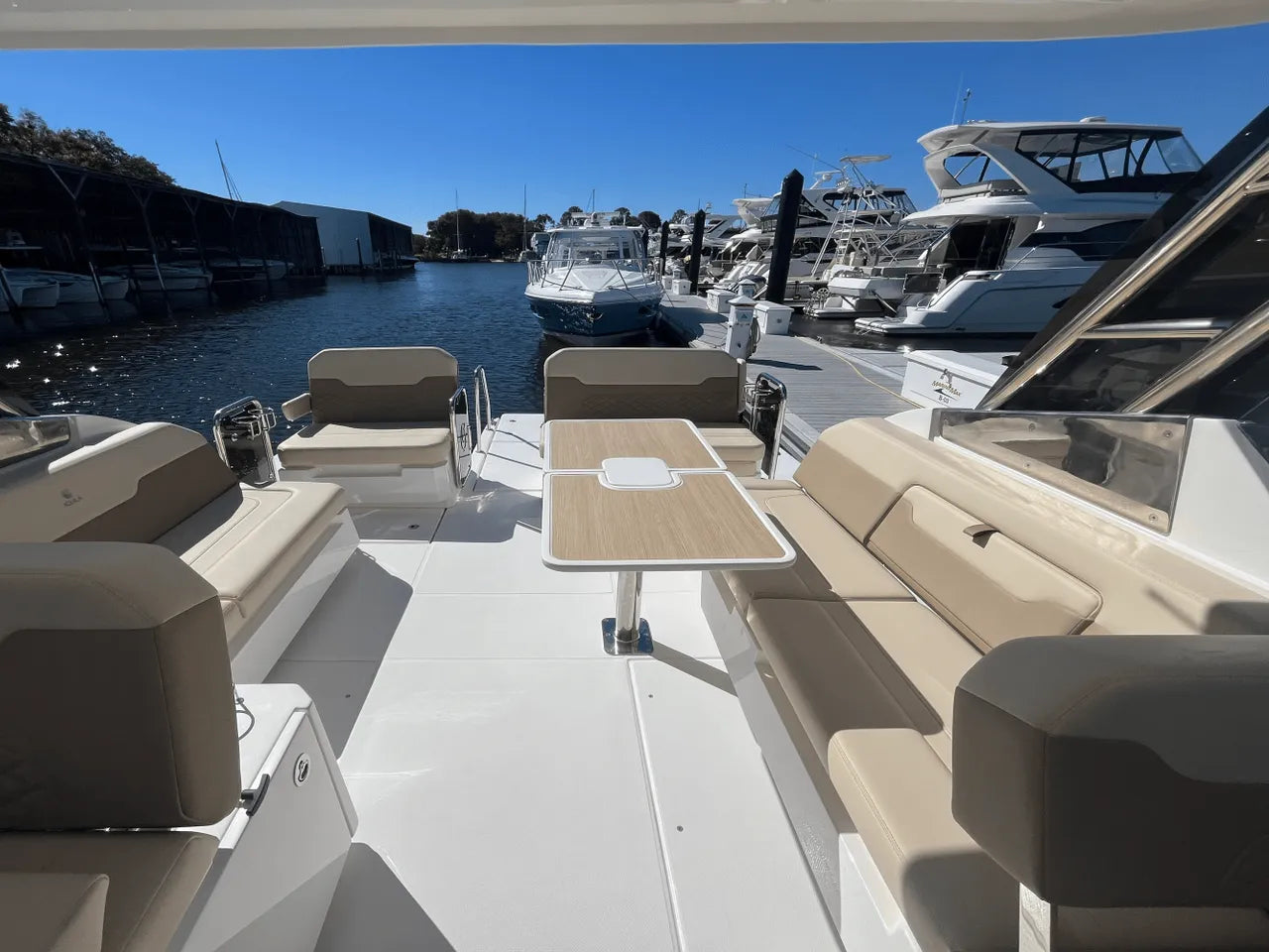 2025 Aquila 32 32.0 feet, Clearwater, Florida #16