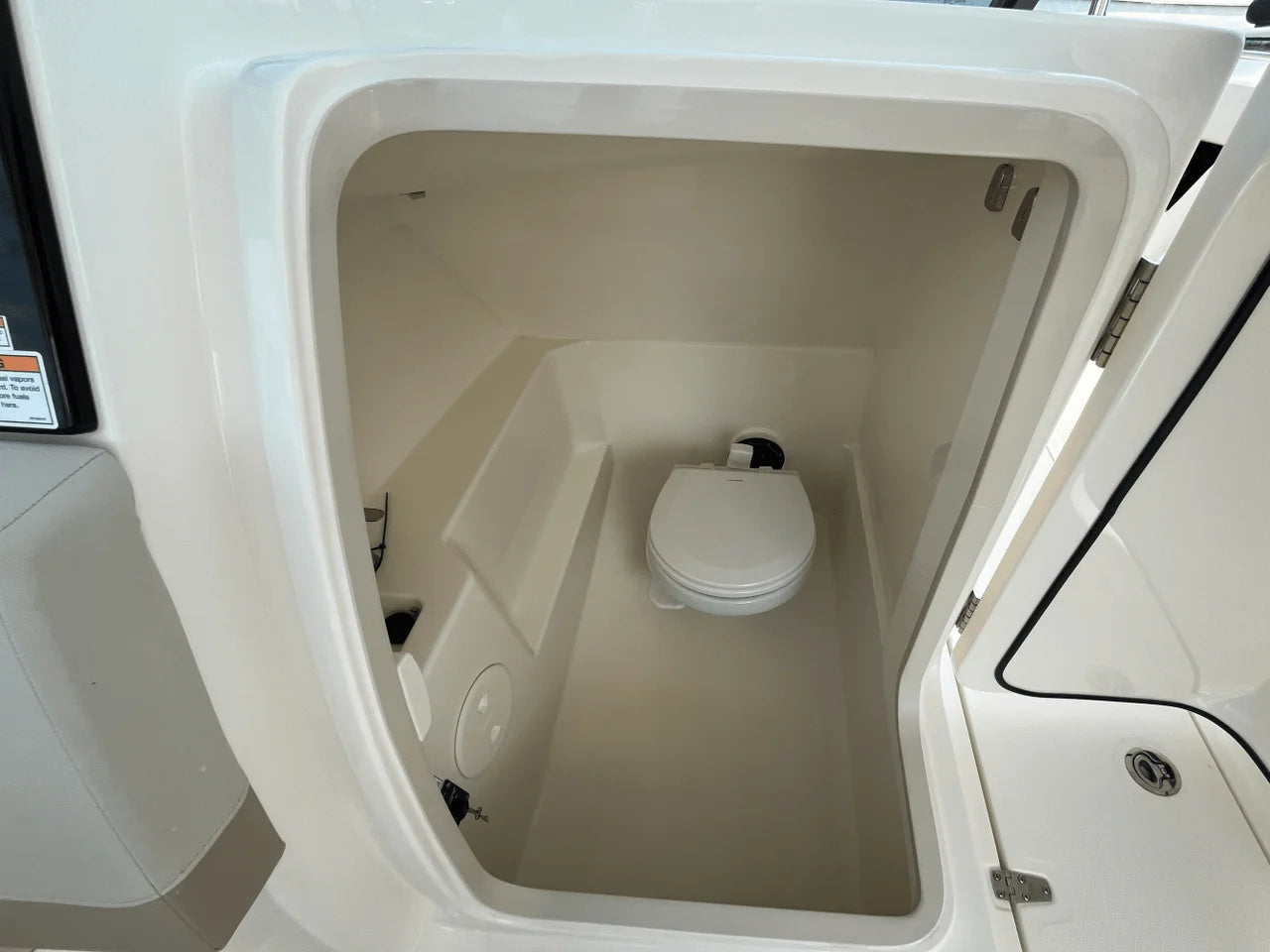 2026 Boston Whaler 240 Vantage 24.0 feet, Clearwater, Florida #11
