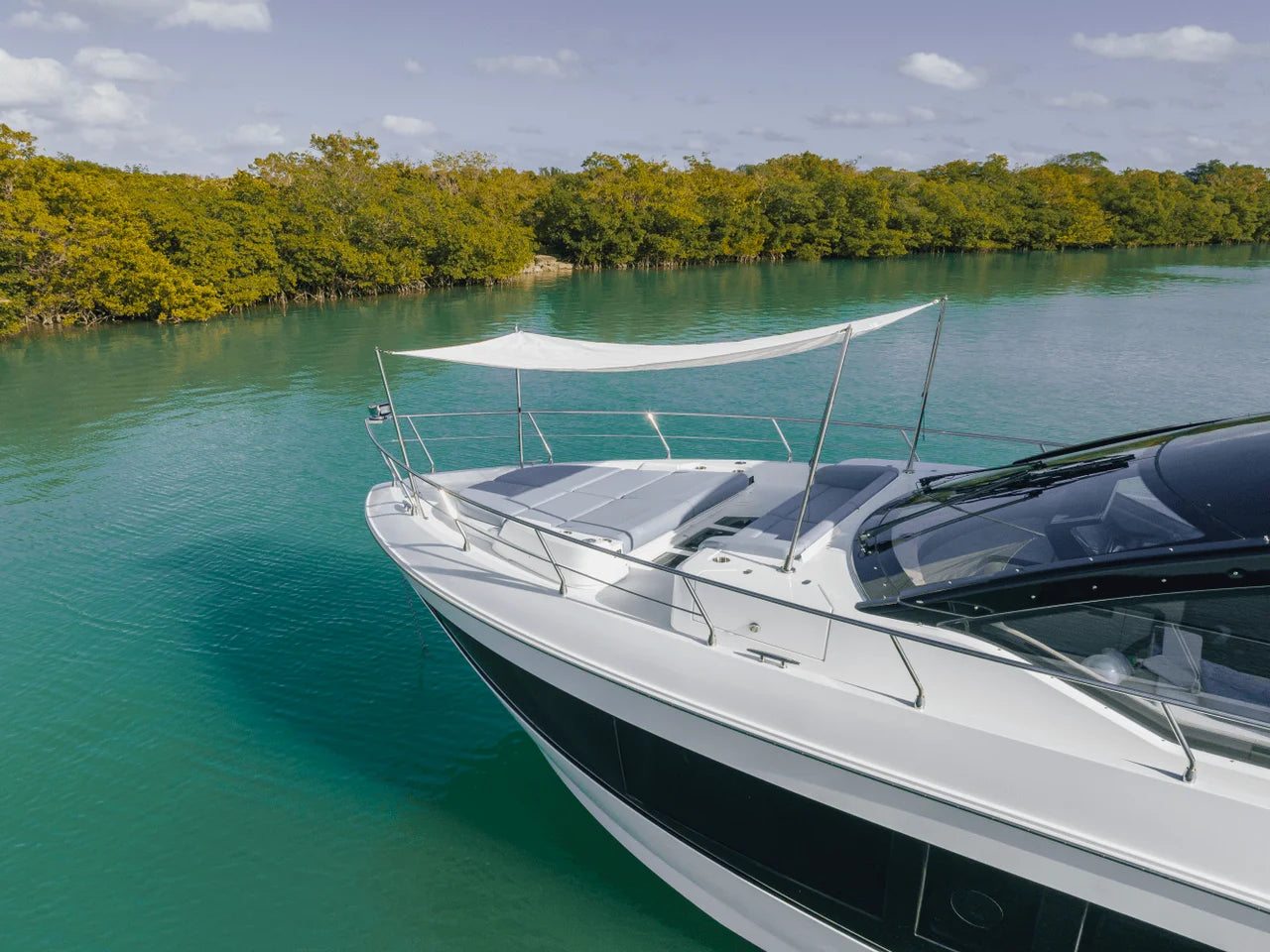 2027 Cruisers Yachts 57FLY 57.0 feet, Clearwater, Florida #22