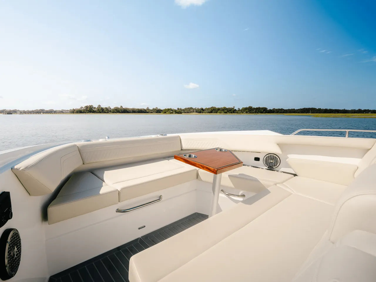 2025 Cruisers Yachts 38 GLS Outboard 38.0 feet, Clearwater, Florida #26