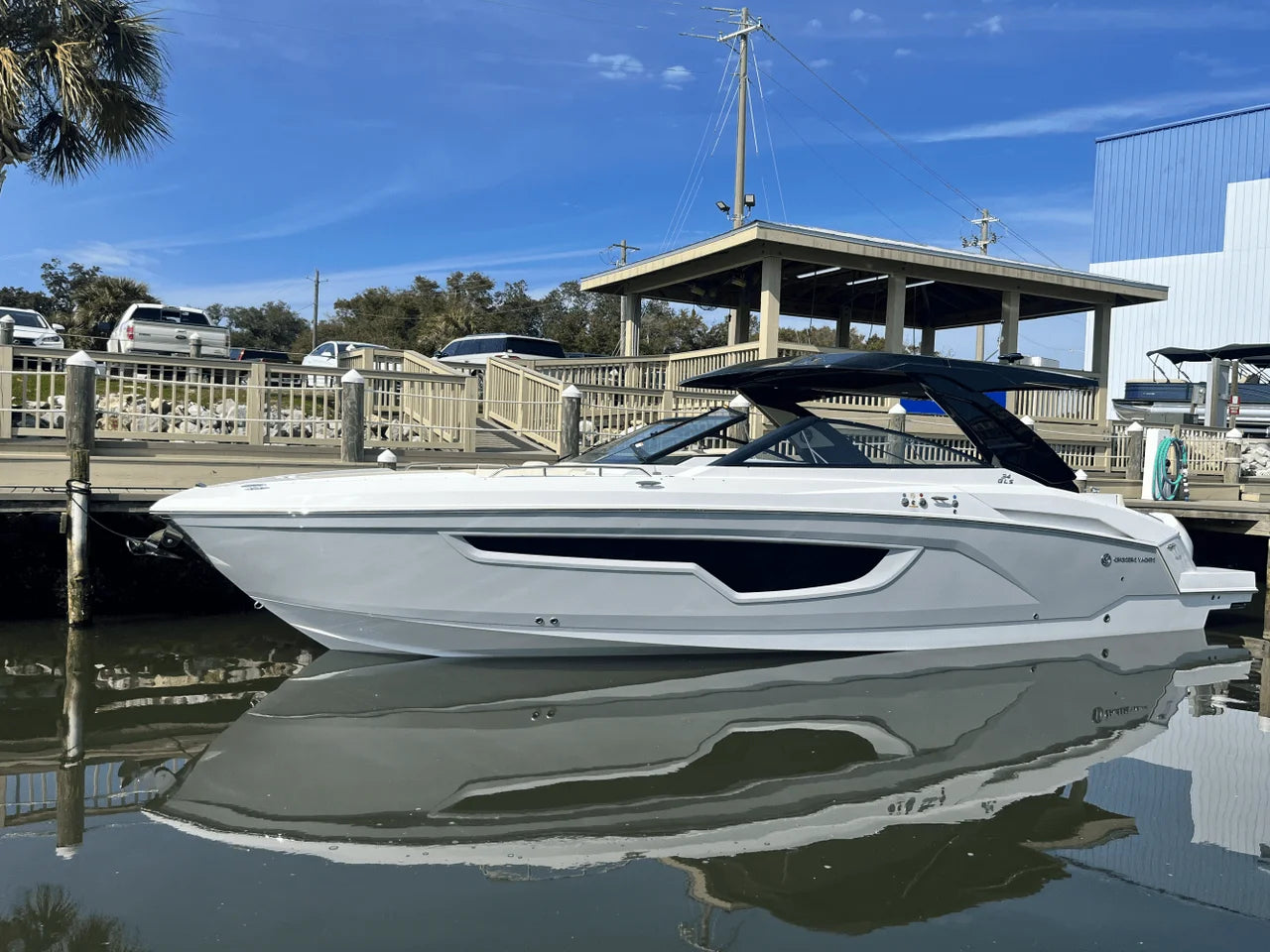 2025 Cruisers Yachts 34 GLS Outboard 34.0 feet, Clearwater, Florida #2