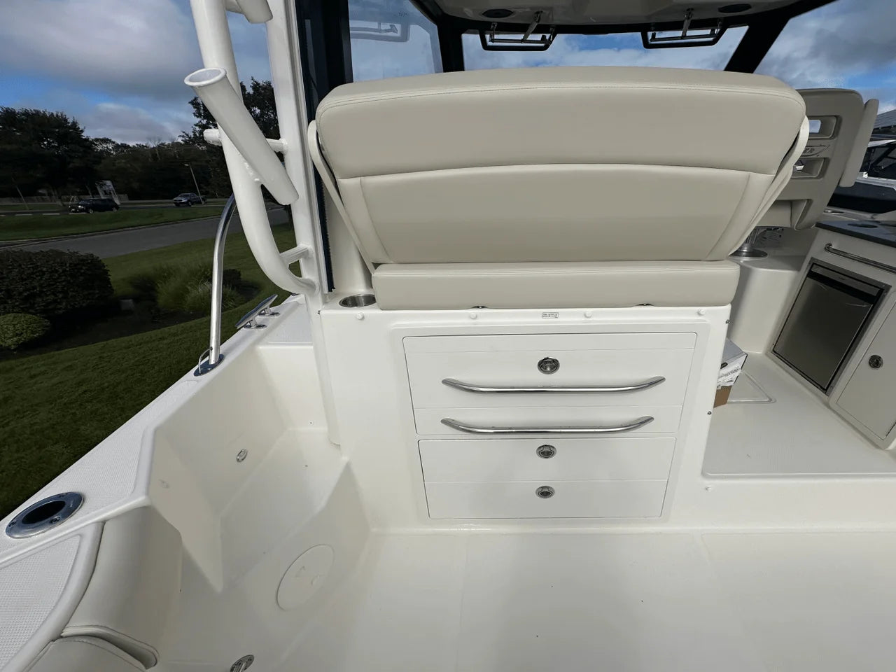 2026 Boston Whaler 325 Conquest 32.0 feet, Clearwater, Florida #18