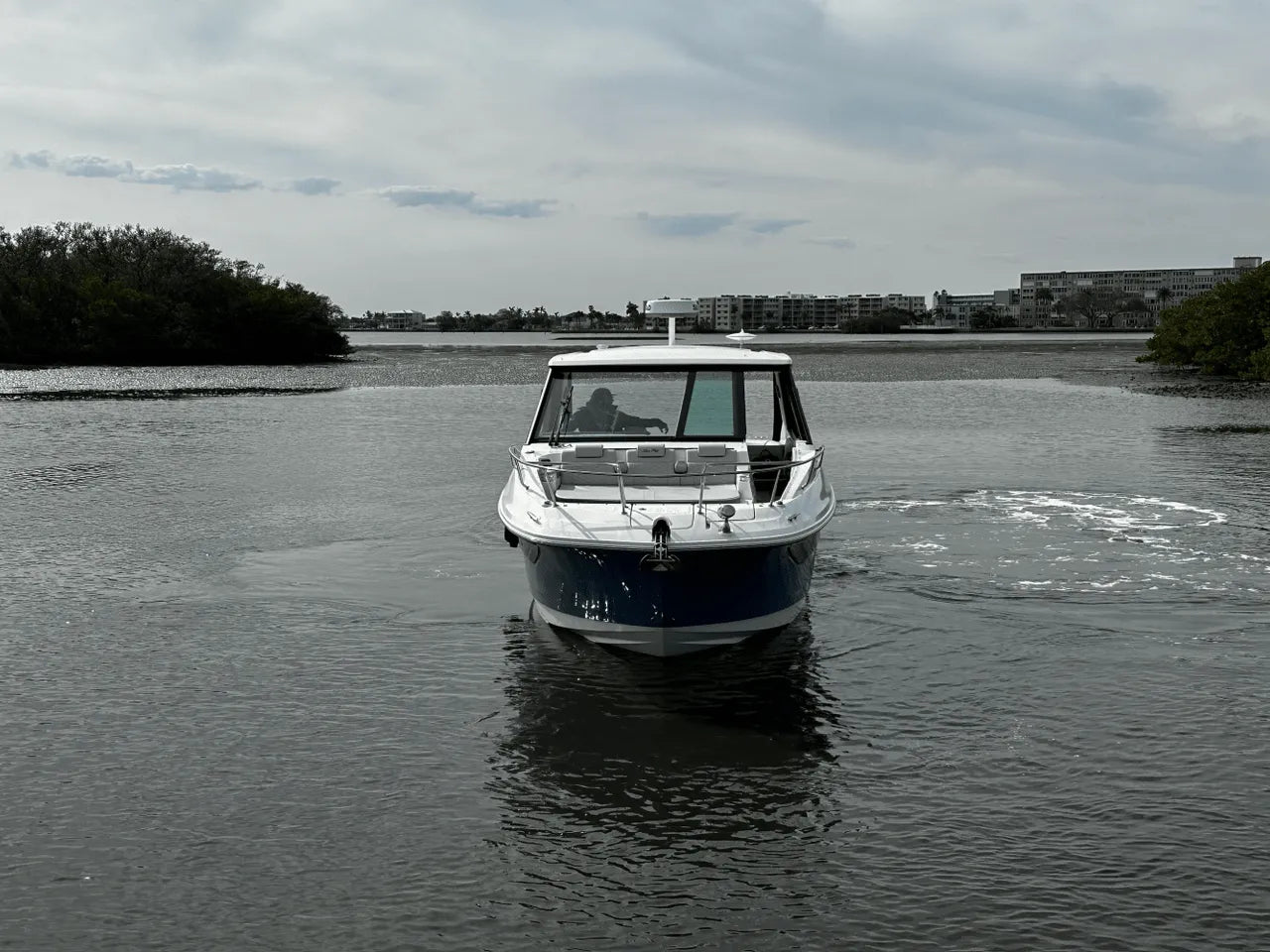 2025 Sea Ray Sundancer 320 Outboard 32.0 feet, Clearwater, Florida #16