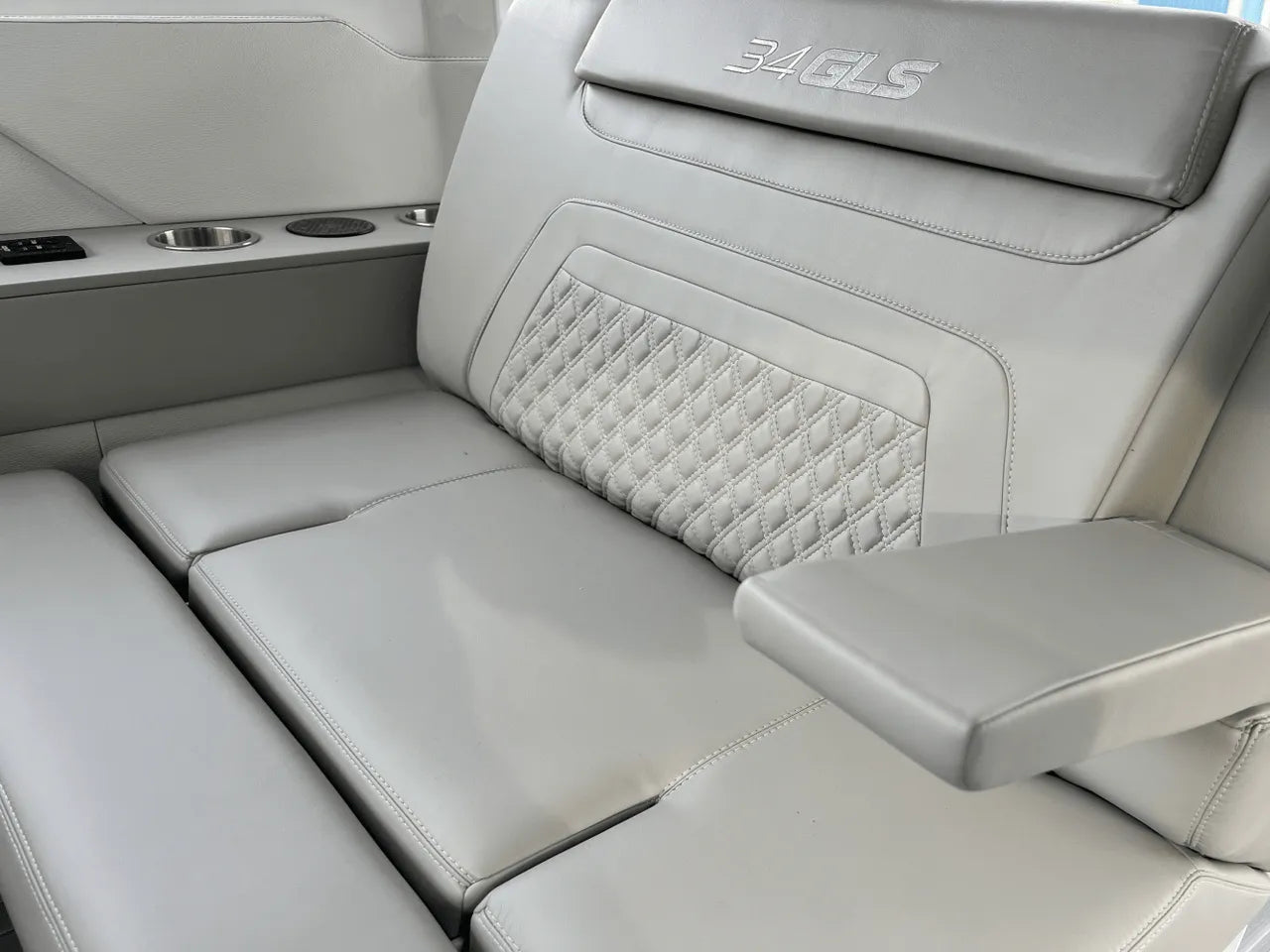 2025 Cruisers Yachts 34 GLS 34.0 feet, Clearwater, Florida #35
