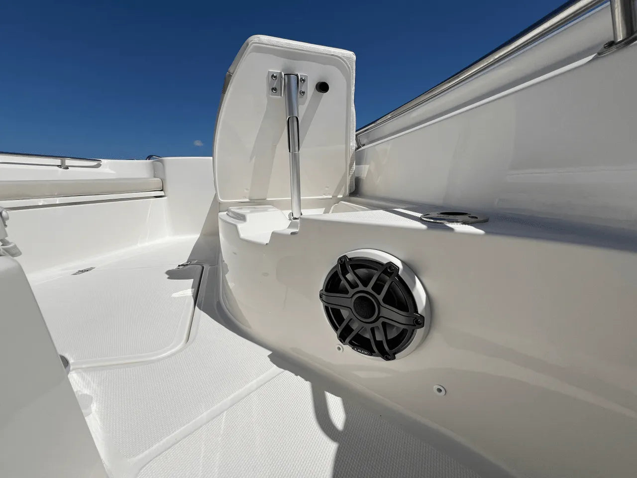 2025 Boston Whaler 280 Dauntless 28.0 feet, Clearwater, Florida #49