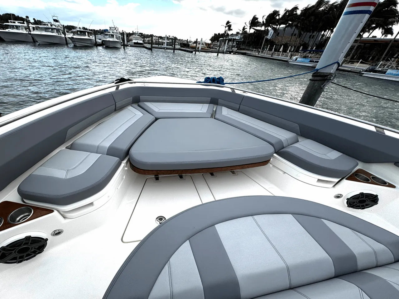 2025 Boston Whaler 420 Outrage 42.0 feet, Clearwater, Florida #24