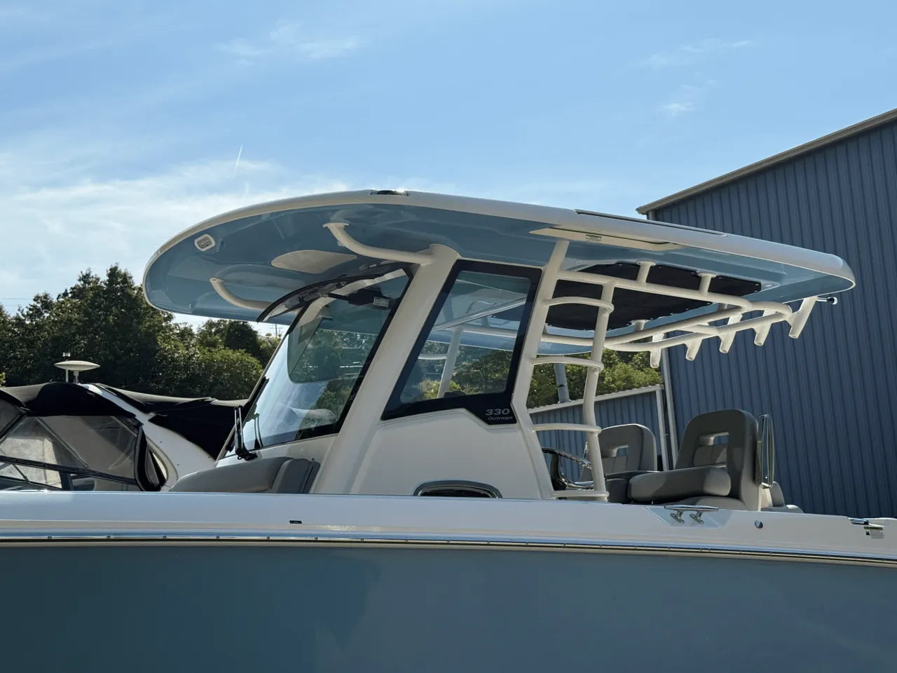 2025 Boston Whaler 330 Outrage 33.0 feet, Clearwater, Florida #8