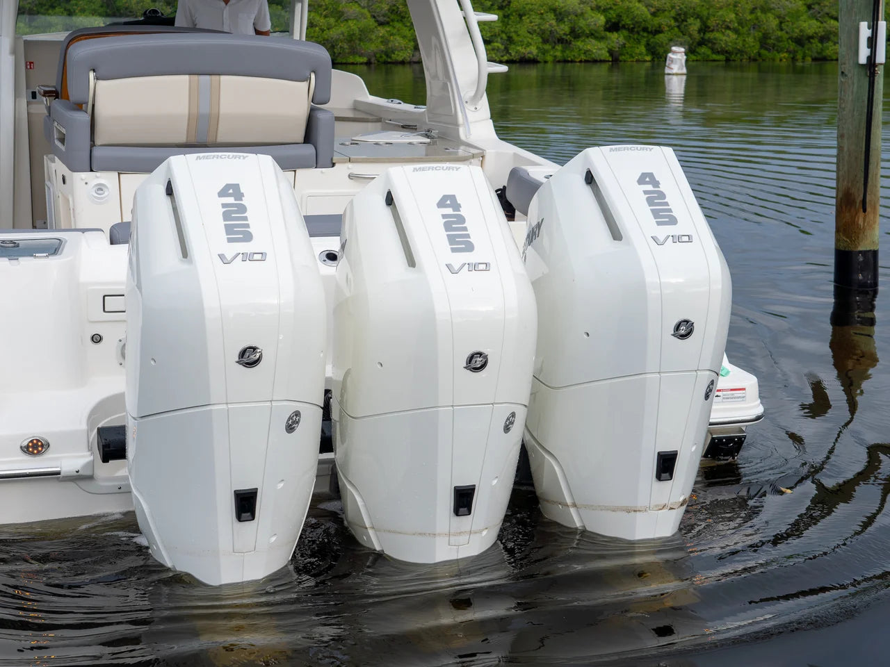 2026 Boston Whaler 350 Realm 35.0 feet, Clearwater, Florida #5
