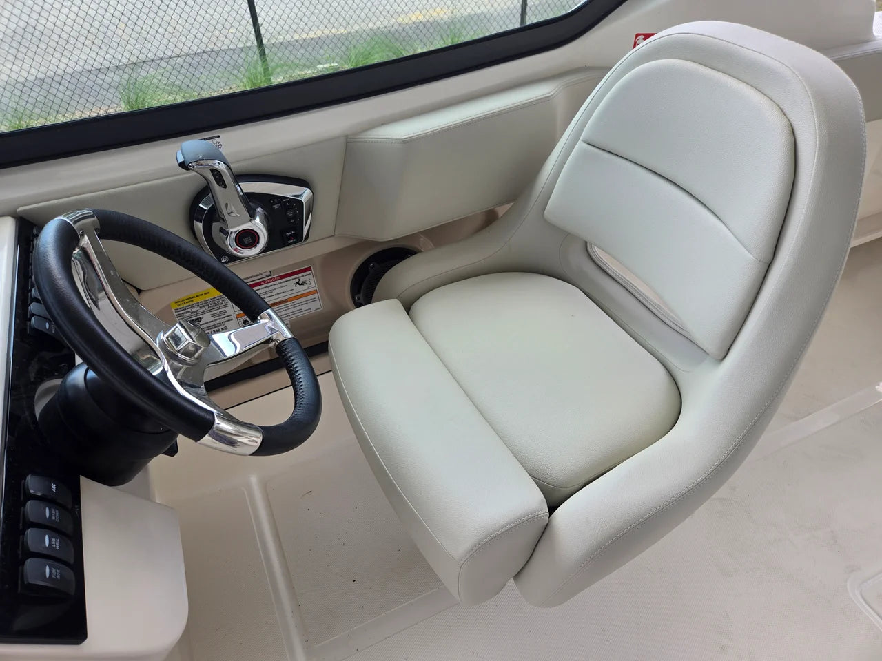 2026 Boston Whaler 240 Vantage 24.0 feet, Clearwater, Florida #14