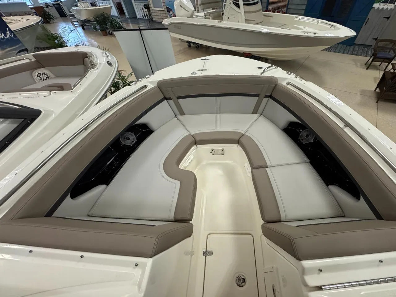 2026 Boston Whaler 240 Vantage 24.0 feet, Clearwater, Florida #29