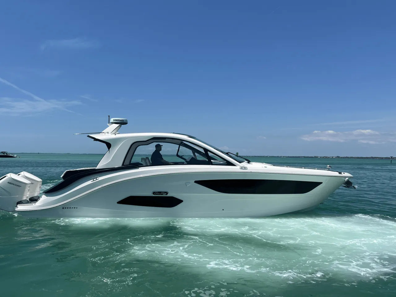 2025 Sea Ray Sundancer 370 Outboard 37.0 feet, Clearwater, Florida #1