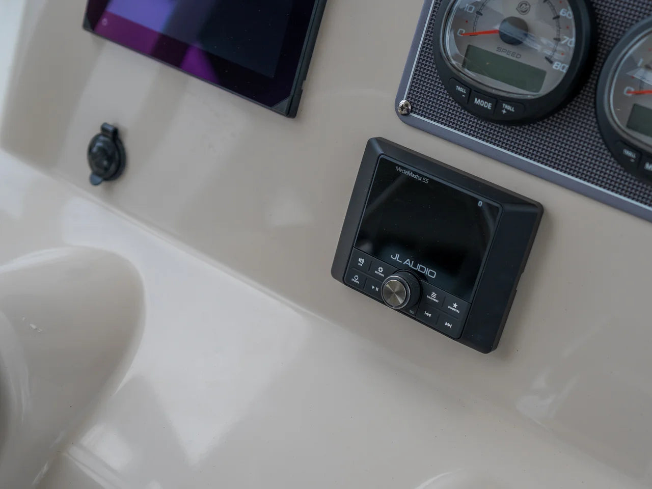 2027 Boston Whaler 210 Montauk 21.0 feet, Clearwater, Florida #19