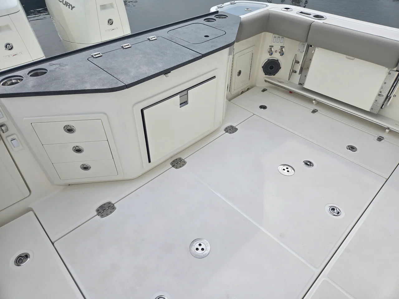 2026 Boston Whaler 365 Conquest 36.0 feet, Clearwater, Florida #10