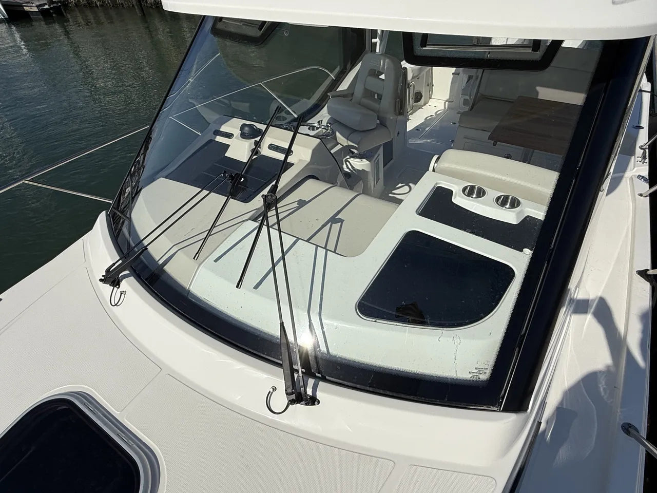 2026 Boston Whaler 325 Conquest 32.0 feet, Clearwater, Florida #18