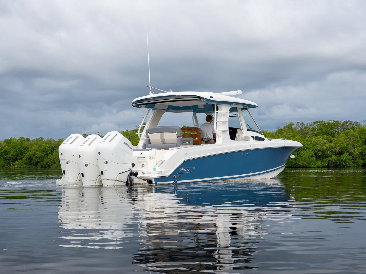 2026 Boston Whaler 350 Realm 35.0 feet, Clearwater, Florida #31